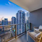 Modern Studio In Downtown Miami With Stunning City Views