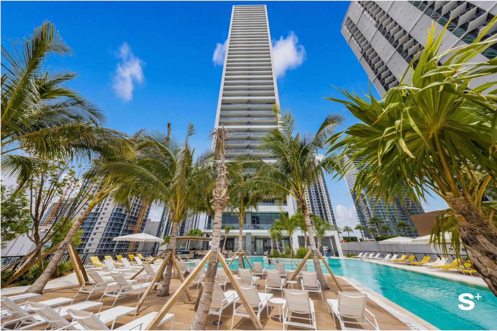 Modern In Downtown With Stunning Views Appartement