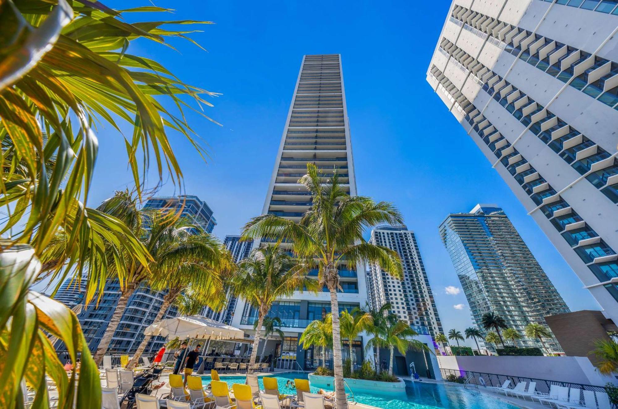 Modern In Downtown With Stunning Views Appartement